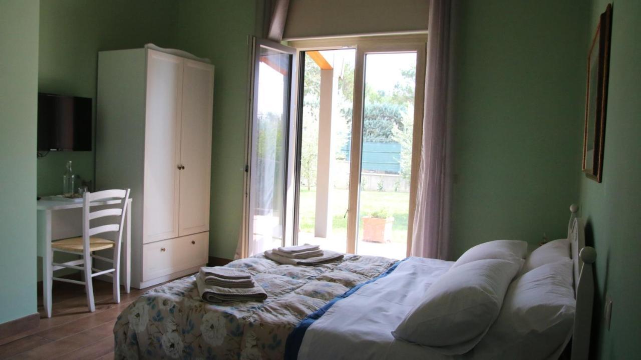 Al Ginepro Bed & Breakfast Montecchio  Ngoại thất bức ảnh